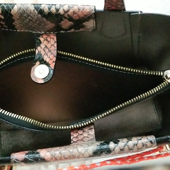 New Sophia Webster Hola Mini Snake-Print Top-Handle Tote Bag - Picture 11 of 13